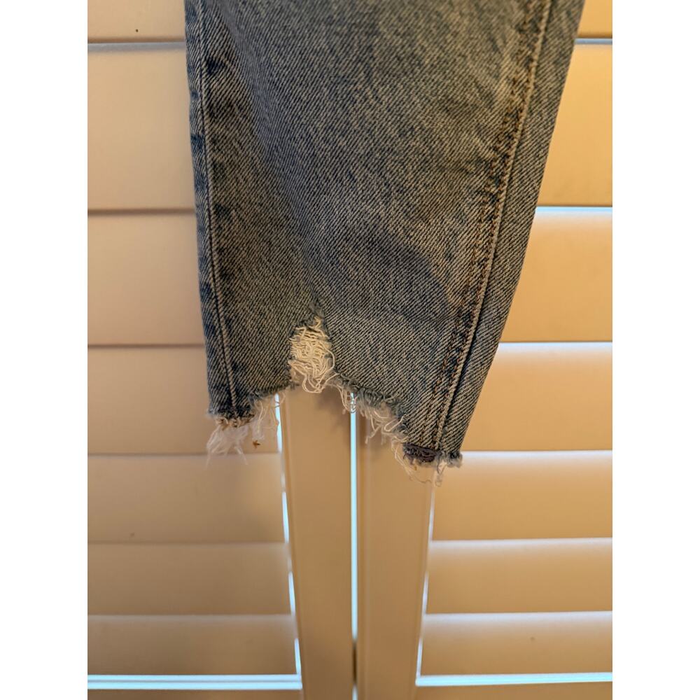 American Eagle distressed jeans - Picture 3 of 3